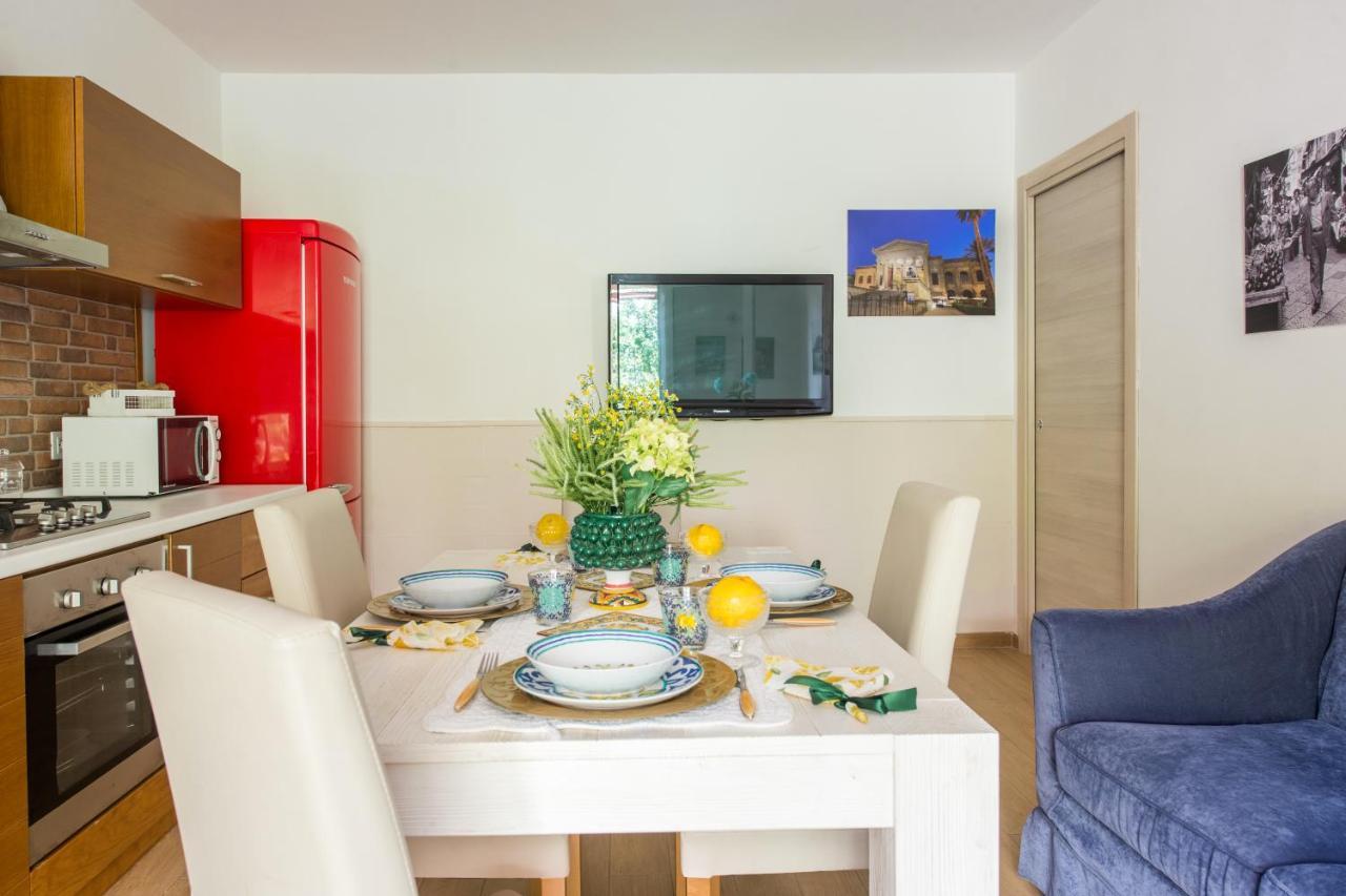 Villa Cinzia-150 Mt From The Beach มอนเดลโล ภายนอก รูปภาพ