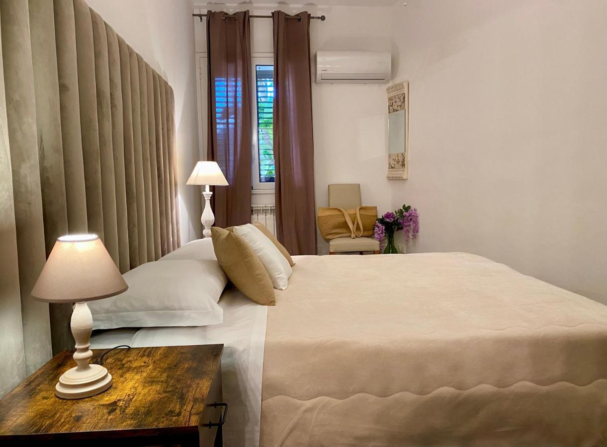 Villa Cinzia-150 Mt From The Beach มอนเดลโล ภายนอก รูปภาพ