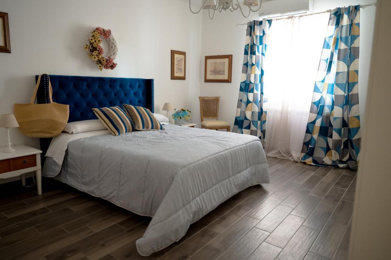 Villa Cinzia-150 Mt From The Beach มอนเดลโล ภายนอก รูปภาพ
